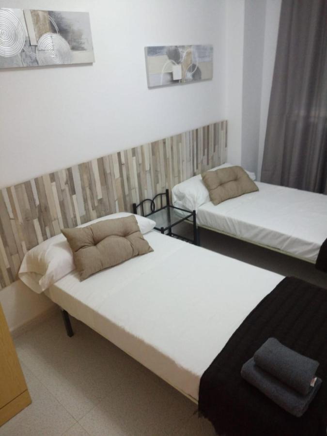 Apartamentos La Bastida Тотана Екстериор снимка