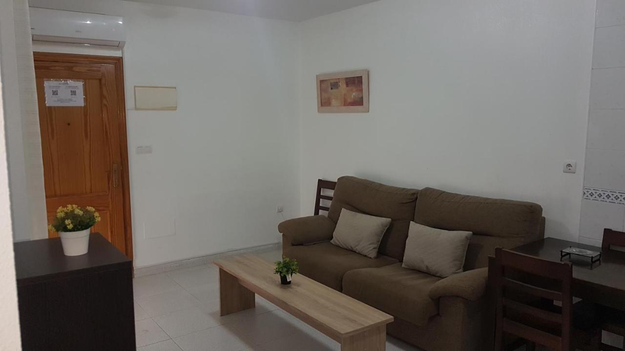 Apartamentos La Bastida Тотана Екстериор снимка