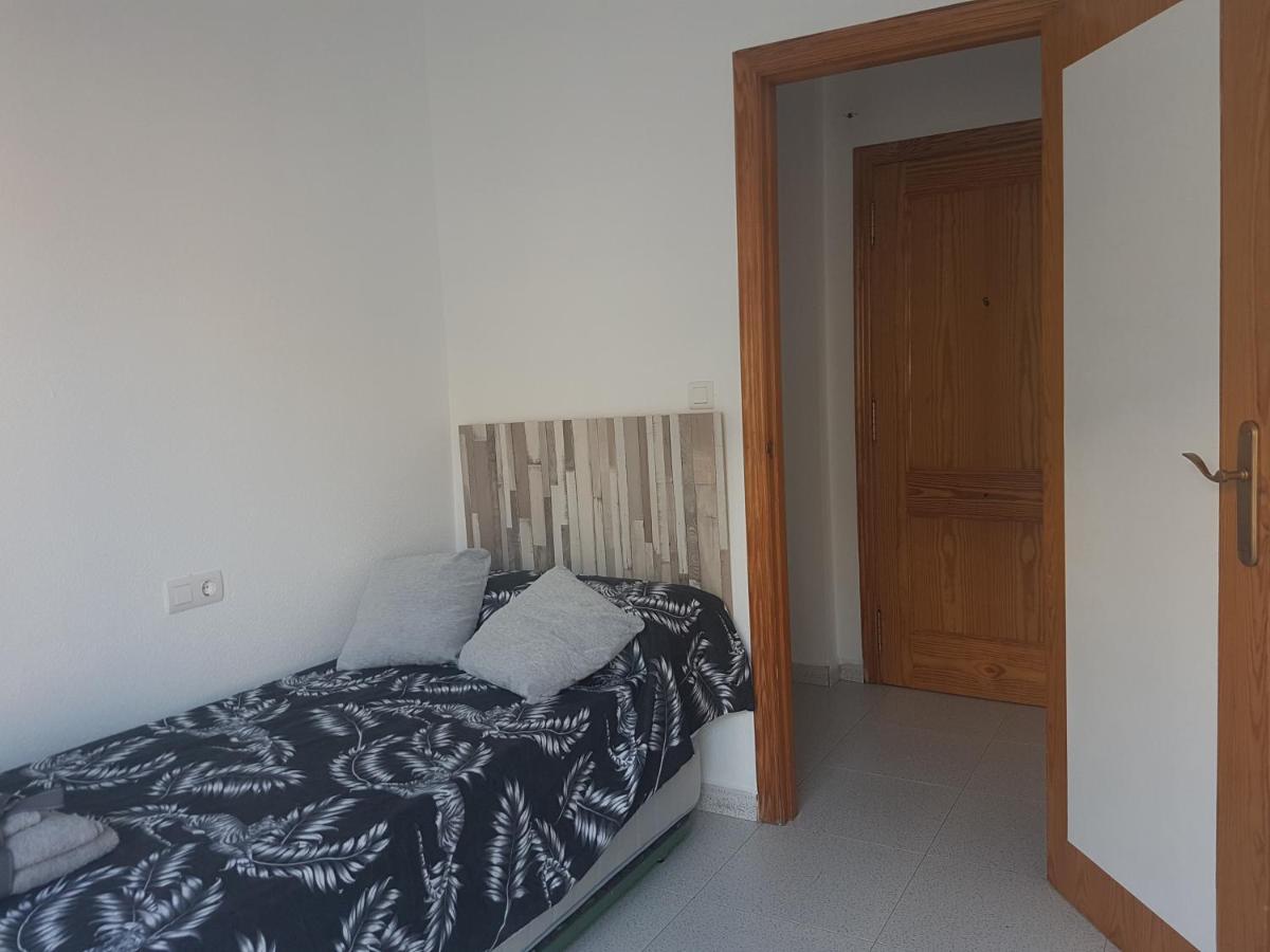 Apartamentos La Bastida Тотана Екстериор снимка