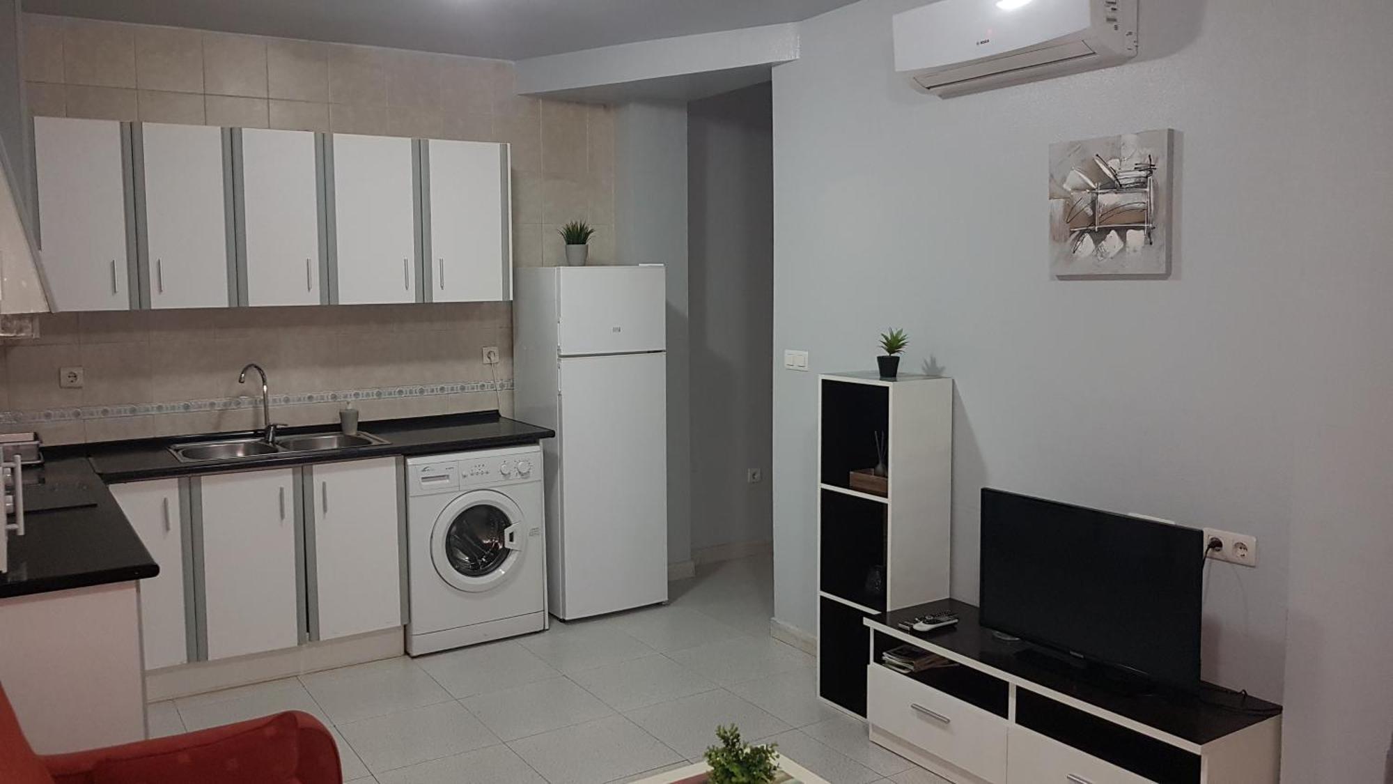 Apartamentos La Bastida Тотана Екстериор снимка