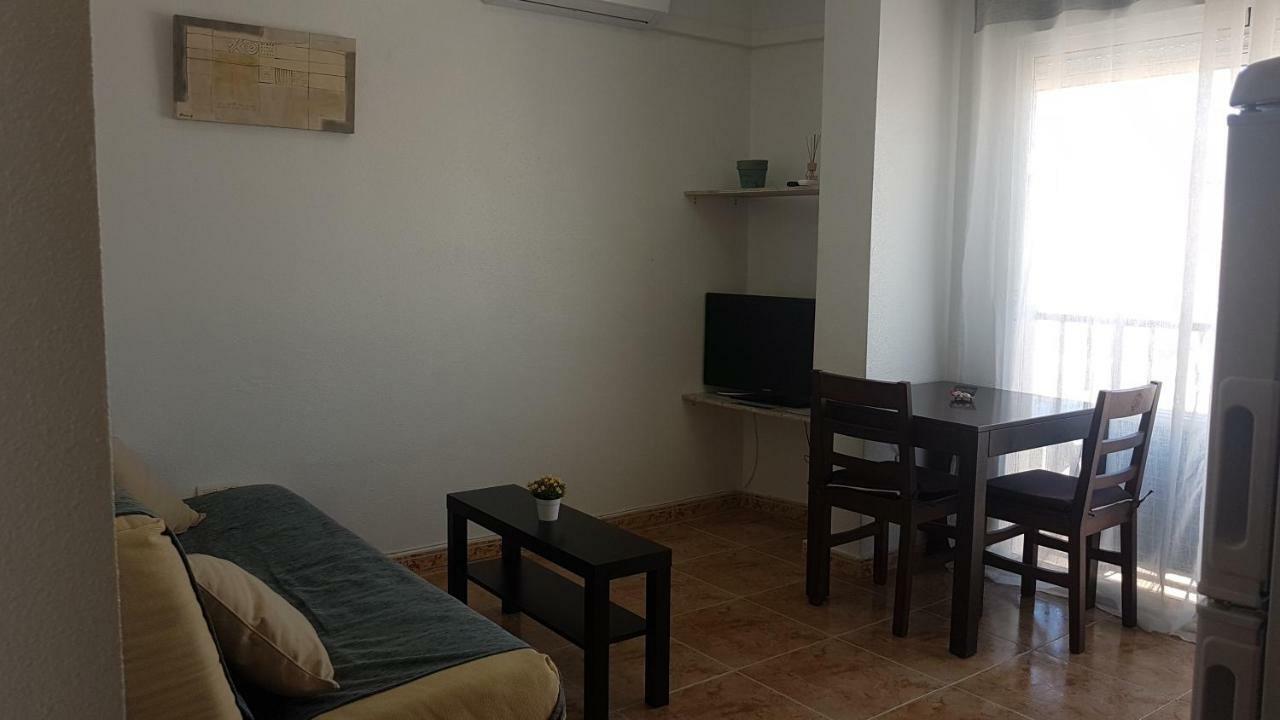 Apartamentos La Bastida Тотана Екстериор снимка